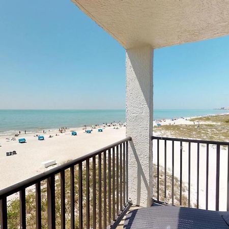 305 Sandy Shores Condos St. Pete Beach Exterior photo